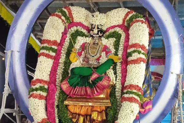 ஊத்துக்காடு எல்லையம்மன் கோயில் - சிறப்புமிக்க ஆலயமும் அதன் வரலாறும் | Oothukkadu Ellaiamman Temple