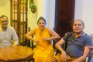දිල්හානි ඔයාට ගොඩක් ආදරෙයි - බුකියම කලඹමින් ආණ්ඩුවේ ප්‍රබල ඇමති සුනිල් හඳුන්නෙත්තිගෙන් දිල්හානිට ආන්දෝලාත්මක ප්‍රකාශයක්