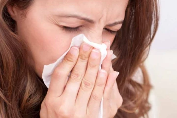 மழை காலத்தில் சளி பிடிக்காமல் இருக்க என்ன செய்வது? இதோ சில டிப்ஸ்..