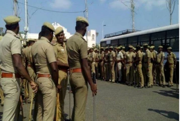 அதிமுக 50-வது ஆண்டு பொன்விழா - மெரினாவில் 3 ஆயிரம் போலீசார் குவிப்பு