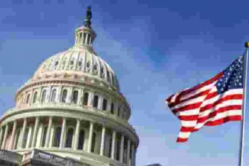 அமெரிக்க சுதந்திர தின அணிவகுப்பில் துப்பாக்கி சூடு-உலக செய்திகள்