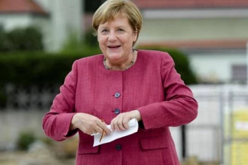 ஜேர்மனியில் முடிவுக்கு வருகிறது  ஏஞ்சலா மெர்க்கலின் 16 ஆண்டு கால ஆட்சி!