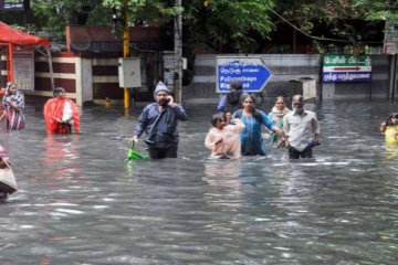 இந்த 5 மாவட்டங்களில் அடுத்த 3 மணி நேரத்திற்கு கனமழை  இருக்கு - வானிலை மையம் தகவல்