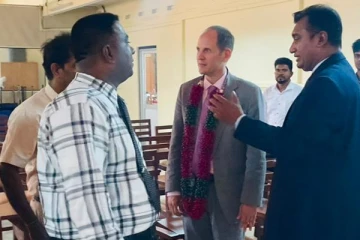 யாழ்ப்பாணத்தின் பல பகுதிகளை சுற்றிப் பார்த்த கனேடிய உயர்ஸ்தானிகர்!