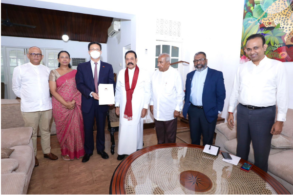 மகிந்தவிற்கு சீனத்தூதுவர் வழங்கியுள்ள வாக்குறுதி | Chinese Ambassador Met Mahinda Rajapaksa
