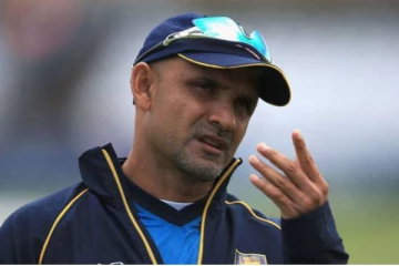 இலங்கை கிரிக்கெட் வீரர்கள் சமூக ஊடகங்களை பயன்படுத்த தடை விதிக்க வேண்டும்