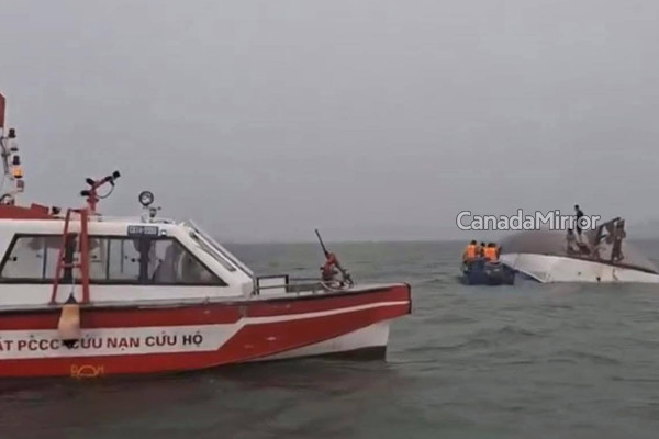நடுகடலில் கவிழ்ந்த சுற்றுலா படகு ; 27 பேரின் உடல்கள் மீட்பு | Tourist Boat Capsizes Mid Sea 27 Bodies Found