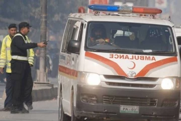 வெளிநாடொன்றில் பயணிகள் பேருந்து கோர விபத்து: 13 பேர் உயிரிழப்பு! 25 பேர் படுகாயம்