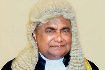 பிரபல நாளிதழின் ஆசிரியரை கண்டித்துள்ள சபாநாயகர்