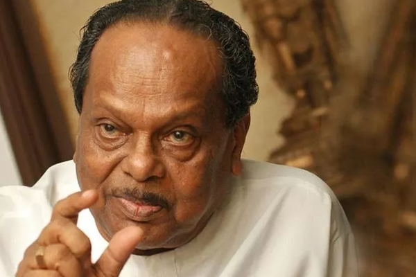 தமிழர் விடுதலைக் கூட்டணிக்குள் சர்ச்சை - சட்டவிரோதமாக செயற்படும் ஆனந்த சங்கரி! | Local Government Election Ananda Shankari Jaffna