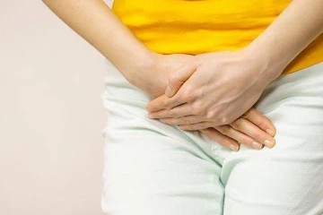 சிறுநீர் கலங்கலா போகுதா? இதனை எப்படி போக்கலாம் தெரியுமா?