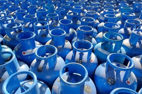 யாழ் மக்களுக்கான சமையல் எரிவாயு விநியோகம்: வெளியான தகவல் | Cooking Gas Cylinder Distribution Underway Jaffna