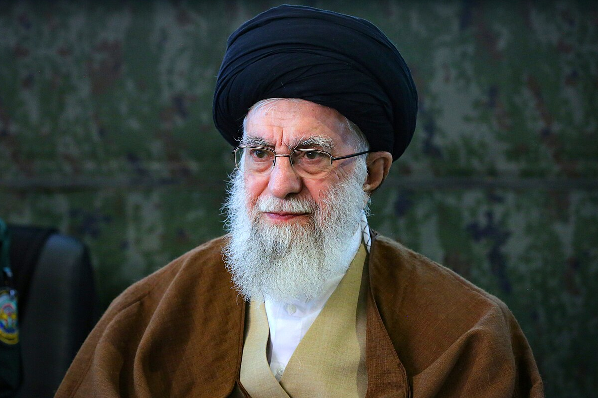 போப் லியோவுக்காக குரல் கொடுக்க தொடங்கிய ஈரான்! வியப்பில் சர்வதேசம் | Iran Voices Support For Pope Leo