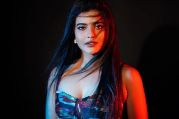 அப்பா வயது நடிகருடன் ரொமான்ஸ்.. ஐஸ்வர்யா ராஜேஷ் எடுத்த அதிர்ச்சி முடிவு