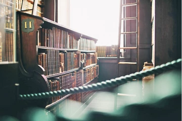 பிரித்தானியாவில் 63 ஆண்டுகள் கழித்து திருப்பிக் கொடுக்கப்பட்ட நூலக புத்தகம்!