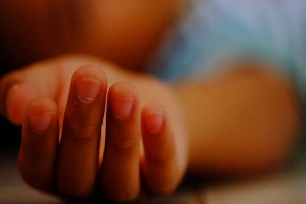 கொதிக்கும் எண்ணெய் கொட்டி பரிதாபமாக உயிரிழந்த குழந்தை! | Child Died After Pouring Boiling Oil Bangalore