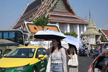 தாய்லாந்தில் கடும் வெப்பம் : 30 பேர் பரிதாபகரமாக உயிரிழப்பு