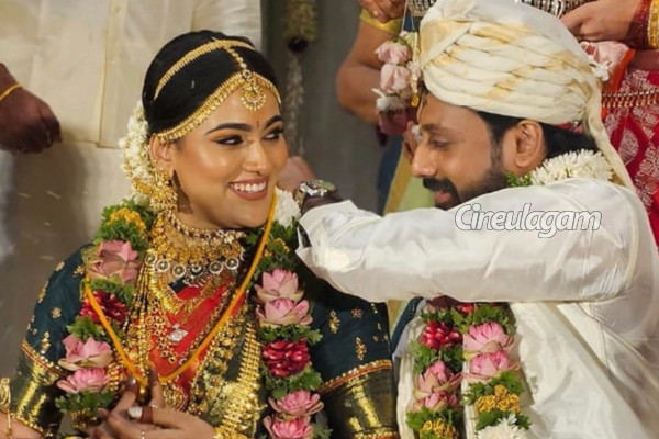 செல்லம்மா சீரியல் நடிகைக்கு திருமணம் முடிந்தது! கலந்துகொண்ட முக்கிய சீரியல் நடிகர்கள் | Serial Actress Sriya Surendran Marriage Photo செல்லம்மா சீரியல் நடிகைக்கு திருமணம் முடிந்தது! கலந்துகொண்ட முக்கிய சீரியல் நடிகர்கள் | Serial Actress Sriya Surendran Marriage Photo