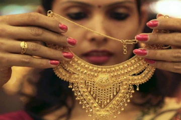 400 ரூபாய்க்கு மேல் உயர்வு! சென்னையில் இன்றைய தங்க நிலவரம்