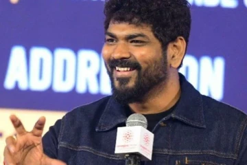 இது தானா சேர்ந்த பிரியானி.. விக்னேஷ் சிவன் வீட்டில் இவ்ளோ பிரியாணியா?