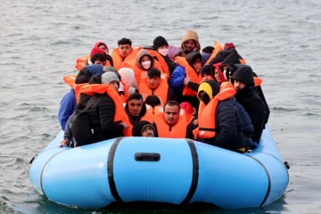 பிரித்தானியாவுக்கு படகுகள் மூலம் வரும் புலம்பெயர்வோருக்கு கடும் தண்டனை: அவுஸ்திரேலியாவைப் போன்றதொரு நடவடிக்கைக்கு உள்துறைச் செயலர் திட்டம்...