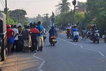 யாழ்ப்பாணம் - தாவடி சந்தியில் விபத்து: ஒருவர் படுகாயம்