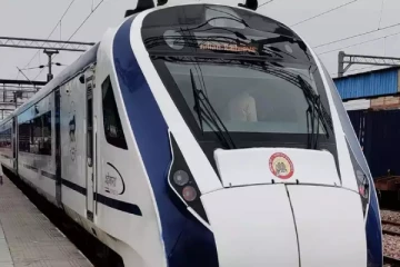 இனி வெறும் 95 நிமிஷம் தான்..சென்னை - திருப்பதி; வந்தே பாரத் வந்தாச்சு, பக்தர்கள் ஹேப்பி!