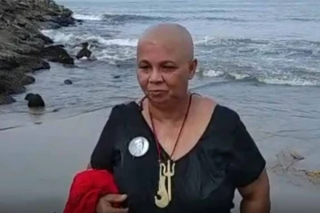 பிரகீத் காணாமல் ஆக்கப்பட்டு 12 வருடங்கள் : நீதி வேண்டி மனைவி தலைமுடி காணிக்கை (Photo)