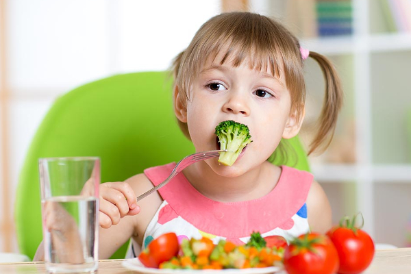 கனடாவில் சிறுவர்கள் பட்டினியில் வாட நேரிடும் என எச்சரிக்கை | Child Hunger A Major Concern