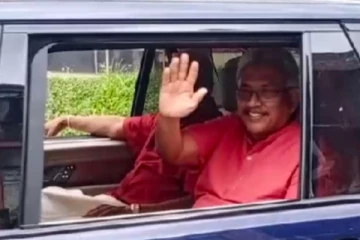 ගෝඨාභය රාජපක්ෂ අද ලංකාවට පැමිණෙයි ?..