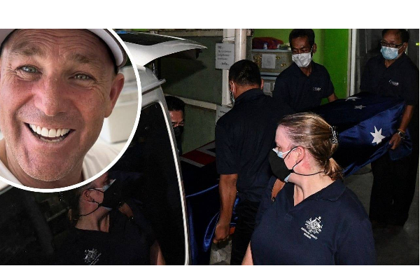 தனி விமானம் மூலம் கொண்டுசெல்லப்படும் ஷேர் வார்னேவின் உடல் - அரசு மரியாதை எப்போது? | Body Of Shane Warne Begins Journey Private Jet