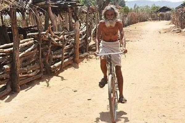 கை நிறைய சம்பளம்... சொகுசு வாழ்க்கை: இப்போ இவர் எப்படி இருக்கிறார் தெரியுமா? | Collage Village People Life Iit Professor Mp கை நிறைய சம்பளம்... சொகுசு வாழ்க்கை: இப்போ இவர் எப்படி இருக்கிறார் தெரியுமா? | Collage Village People Life Iit Professor Mp