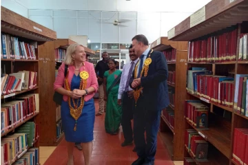 யாழ். பொதுநூலகத்திற்கு விஜயம் செய்த இலங்கைக்கான பிரித்தானிய தூதுவர் (Video)