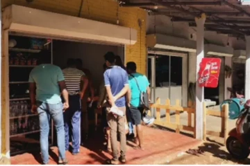 வவுனியாவில் பரபரப்பு; பொலிஸ்மா அதிபர் காரியாலத்திற்கு முன்பாக இடம்பெற்ற சம்பவம்