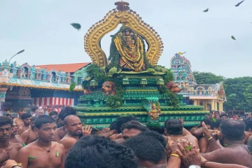 வரலாற்று சிறப்பு மிக்க நயினாதீவு நாகபூசணி அம்மன் தீர்த்தோற்சபம்! (Photos)