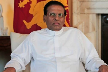 வீட்டைவிட்டு வெளியேற்றப்பட்ட  மைத்திரி!