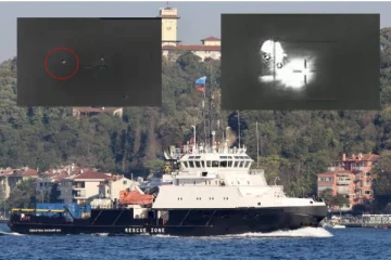 ரஷ்ய ராணுவ கப்பலை சிதறடித்த உக்ரைன் ஏவுகணை: அதிரடி தாக்குதல் காட்சிகள்!