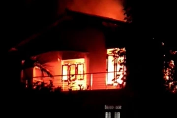 வாத்துவ பகுதியில் இடம்பெற்ற தீவிபத்து! இரு சிறுமிகளின் நிலை