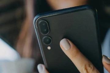 யாழில்  காணொளி  அழைப்பில் தூக்கில் தொங்கிய இளைஞர்;   வெளியான மேலதிக தகவல்