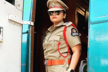 தோற்றத்தை மாற்றிய நடிகை! அசந்து போன ரசிகர்கள்! போட்டோவில் இருப்பது யார் என தெரிகிறதா?