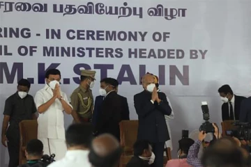 தமிழக முதல்வராக பதவியேற்றார் முத்துவேல் கருணாநிதி ஸ்டாலின்