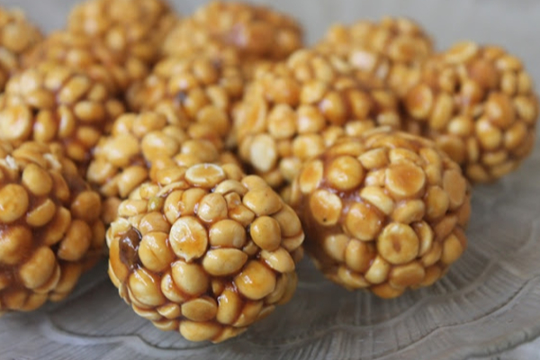 சத்தான சுவையான பொட்டுக்கடலை உருண்டை...10 பத்து நிமிடத்தில் தயார்! | Pottukadalai Urundai