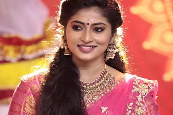வீரா சீரியல் நடிகையின் கூந்தல் ரகசியம் என்ன தெரியுமா? | Veera Serial Actress Vaishnavi Arulmozhi Hair Care
