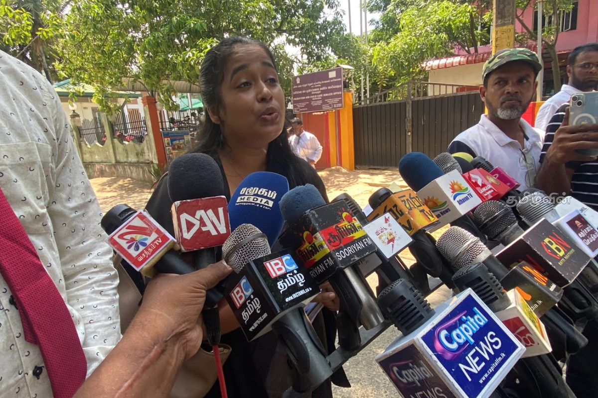 மட்டக்களப்பு நீதிமன்றில் அர்ச்சுனா எம்பி உட்பட மூவர் தொடர்பில் விடுக்கப்பட்டுள்ள உத்தரவு | Batticaloa Court Archuna Mp Three Others Case மட்டக்களப்பு நீதிமன்றில் அர்ச்சுனா எம்பி உட்பட மூவர் தொடர்பில் விடுக்கப்பட்டுள்ள உத்தரவு | Batticaloa Court Archuna Mp Three Others Case