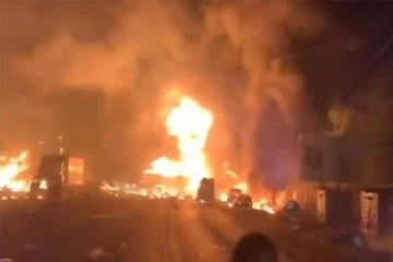 அபுதாபி விமான நிலையத்தில் டிரோன் மூலம் வெடிகுண்டு தாக்குதல்!