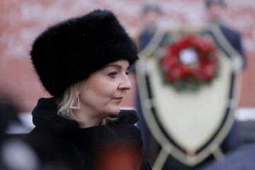 போருக்கு விருப்பம் இல்லையென்றால் உடனடியாக வெளியேறுங்கள்: பிரித்தானியா அமைச்சர் அதிரடி!