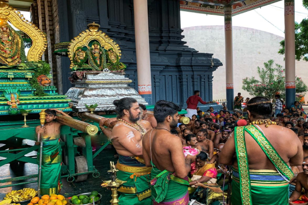 வரலாற்று சிறப்பு மிக்க நயினாதீவு நாகபூசணி அம்மன் தீர்த்தோற்சபம்! (Photos) | Nainadivu Nagabhusani Amman Thirthopsapam