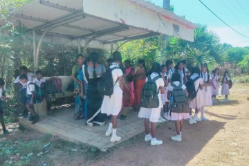பாடசாலை சேவையையும் பகிஸ்கரித்த அரச பேருந்து சேவையினர் - ஆசிரியர்கள் பாதிப்பு (VIDEO)