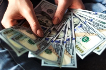 தெரியாமல் நுழைந்த லொட்டரியில் ரூ.3.5 கோடி வென்ற நபர்! தேடிவந்த அதிர்ஷ்டம்