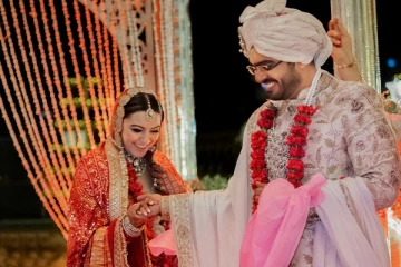 ஹனிமூன் போட்டோக்கள் வெளியிட்ட ஹன்சிகா! எந்த நாட்டிற்கு சென்றிருக்கிறார் பாருங்க